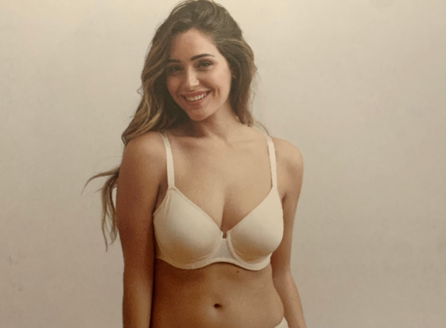 Sans Complexe reggiseno ferertto liscio con bordo in tulle (Art. 1709)