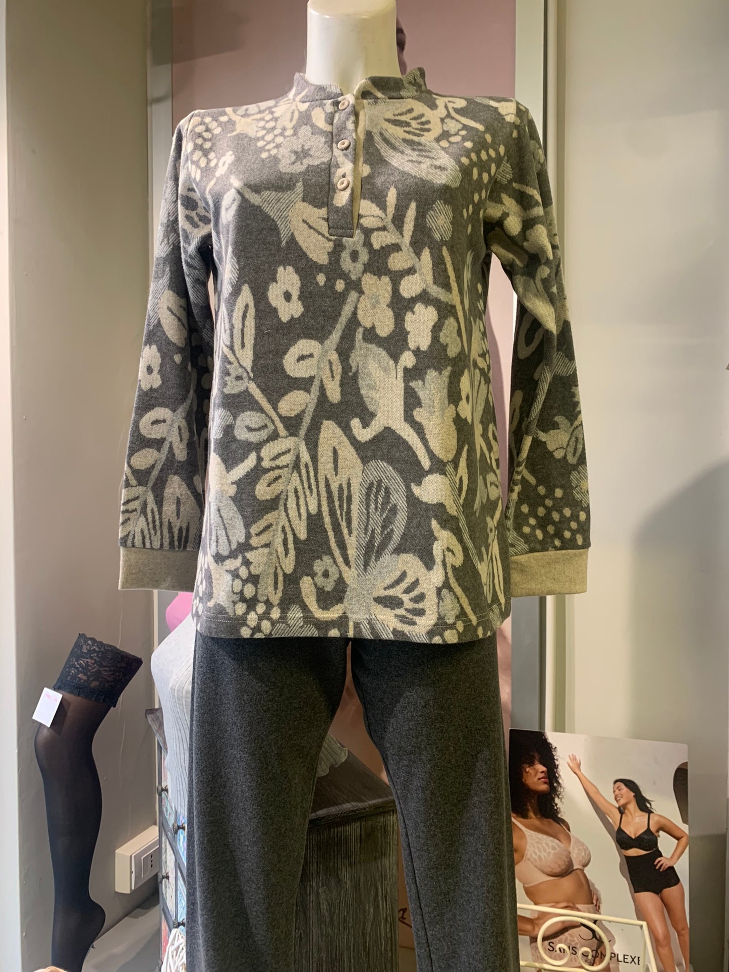 Pigiama Caldo Serafino con Polsino e al Polso e Caviglia (Art. 223226)