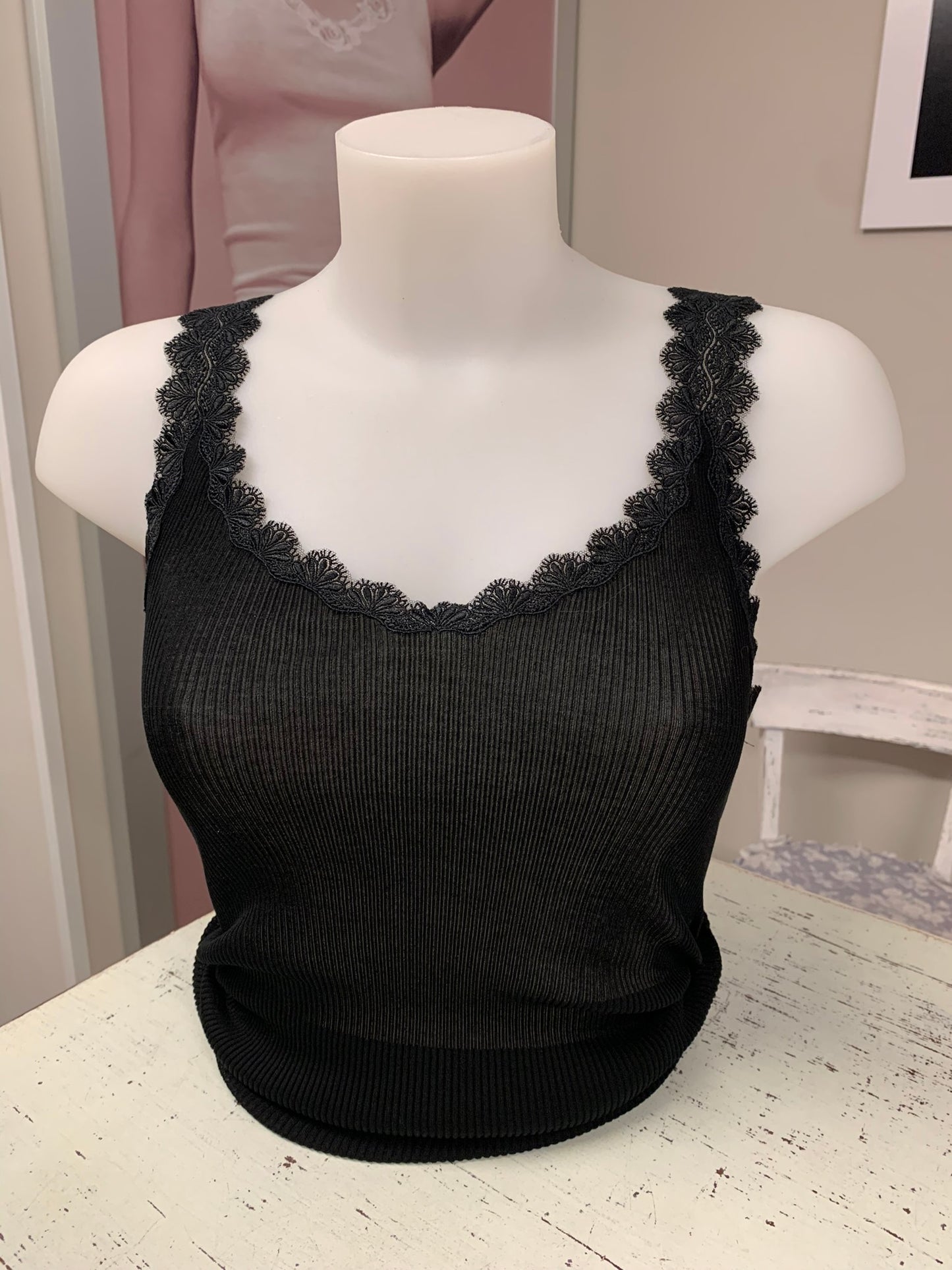 Canotta Lisanza filo di scozia a costina con pizzo a ventaglio art 16563404