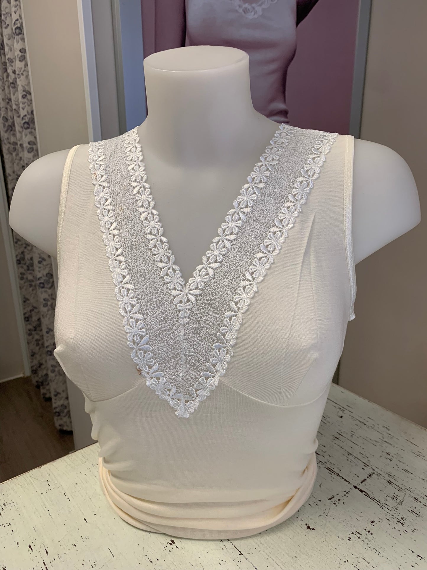 Lisanza canotta lana seta V - Pizzo Largo a Maglia Floreale Intricata (Art. 2522)