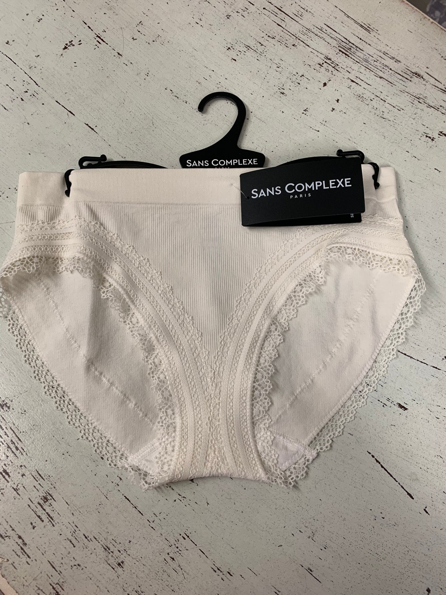 Slip alto Sans Complexe con Pizzo sulla Sgambatura Art 60PAG98